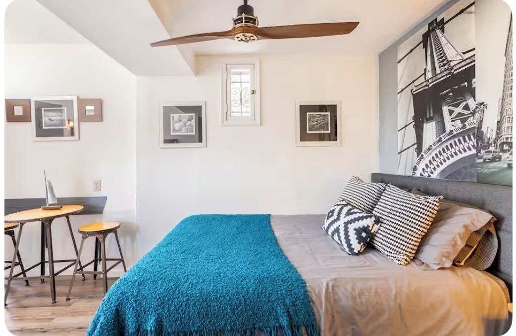 Photo of Bedroom in Los Angeles