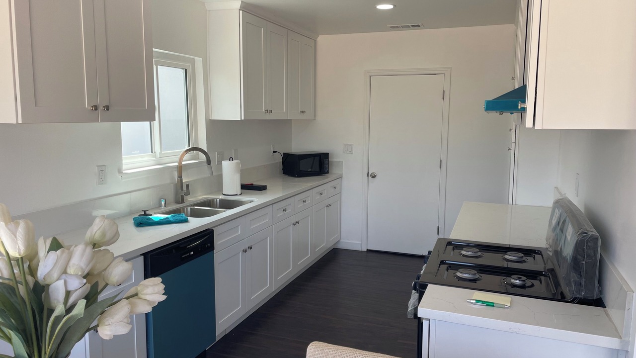 Photo of Kitchen in Lake View Terrace