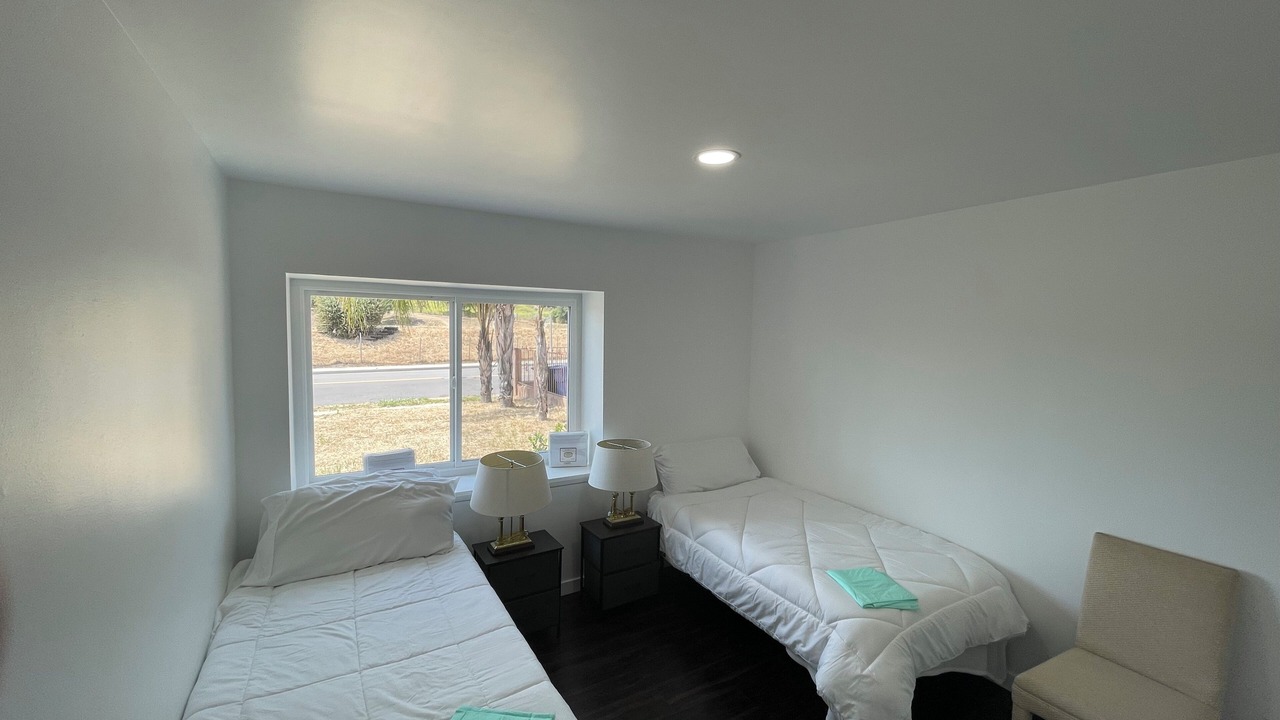 Photo of Bedroom in Lake View Terrace