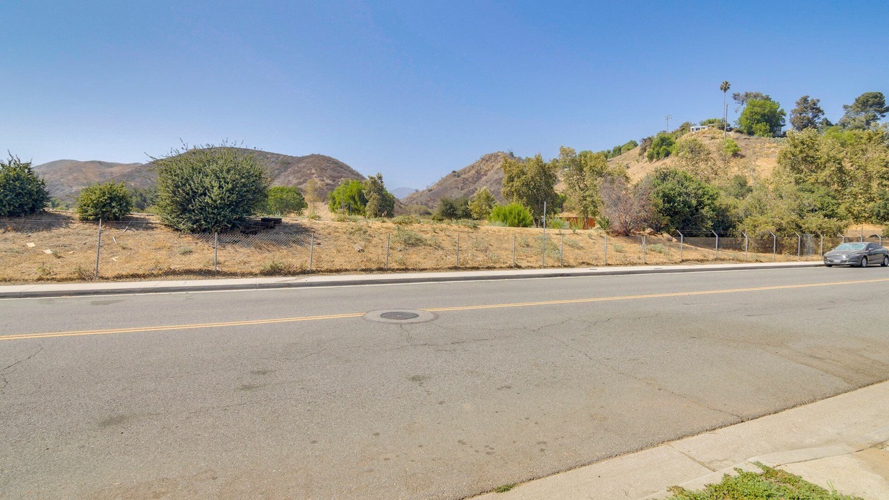 Photo of Others in Lake View Terrace