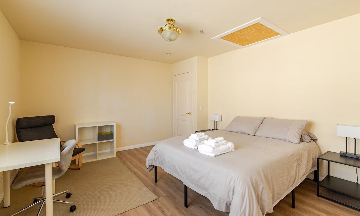 Photo of Bedroom in Monterey Park