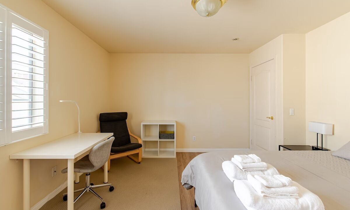 Photo of Bedroom in Monterey Park