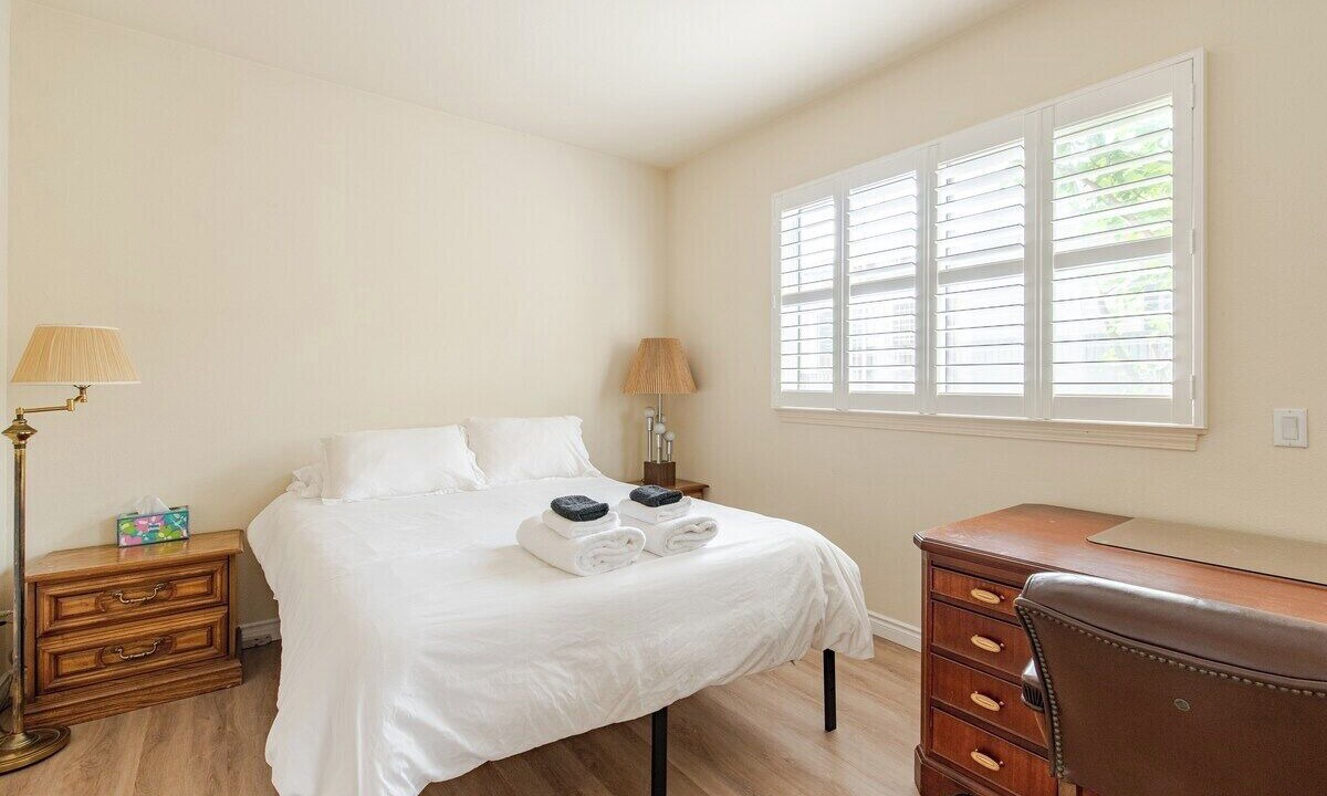 Photo of Bedroom in Monterey Park
