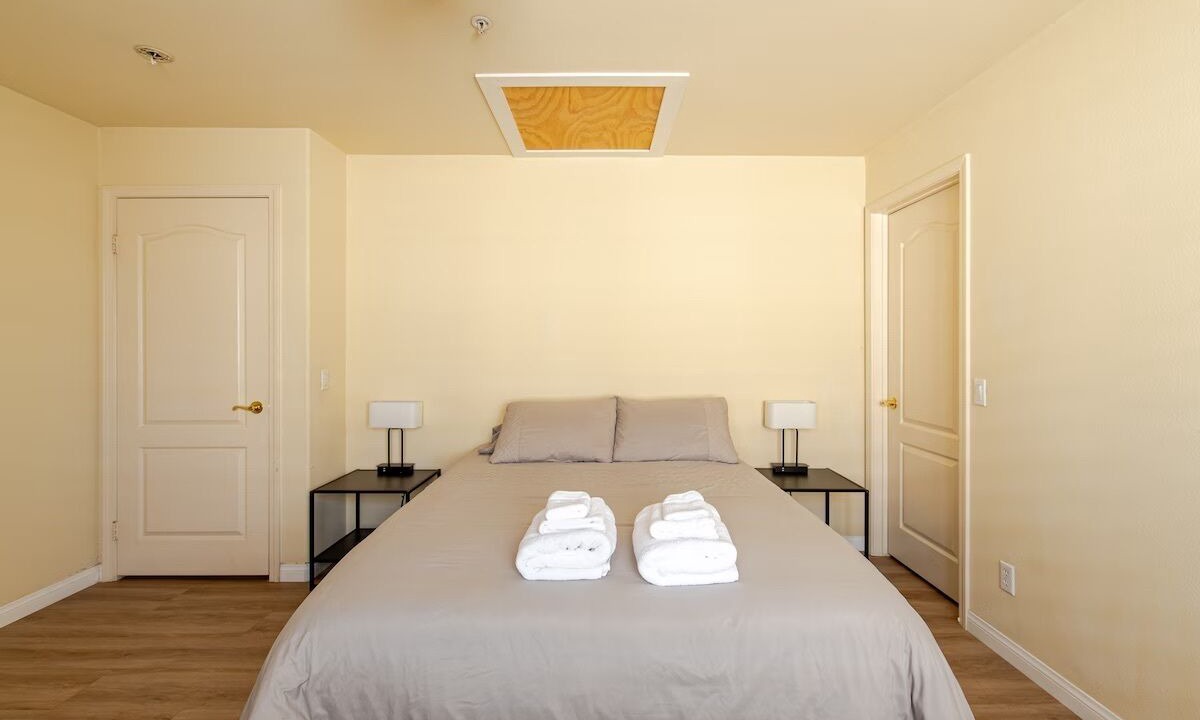 Photo of Bedroom in Monterey Park