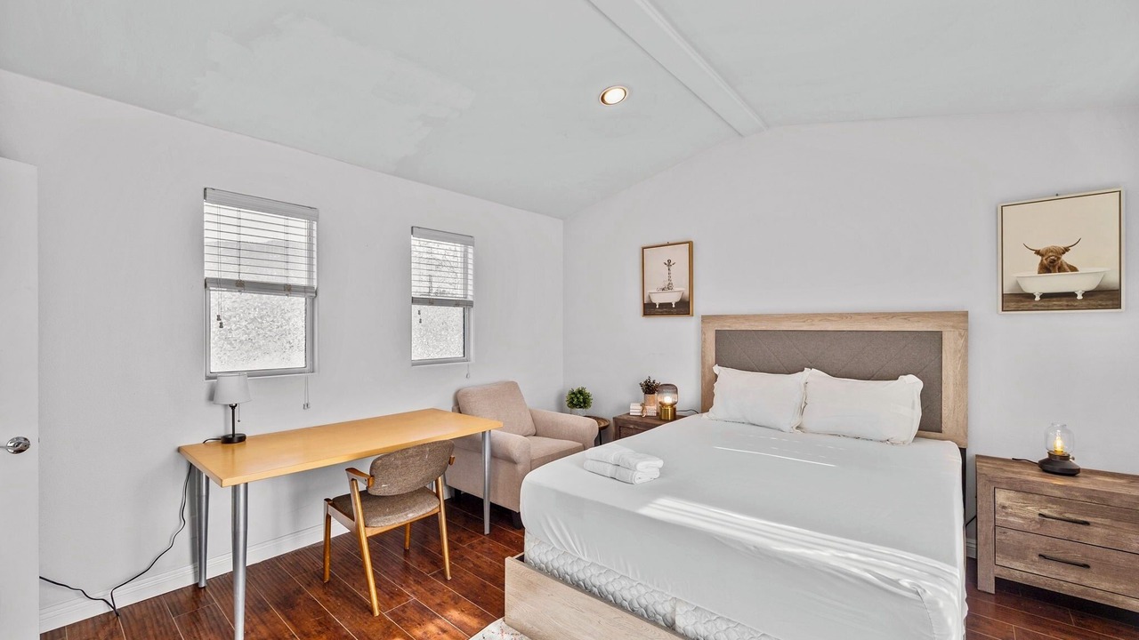 Photo of Bedroom in Lamanda Park