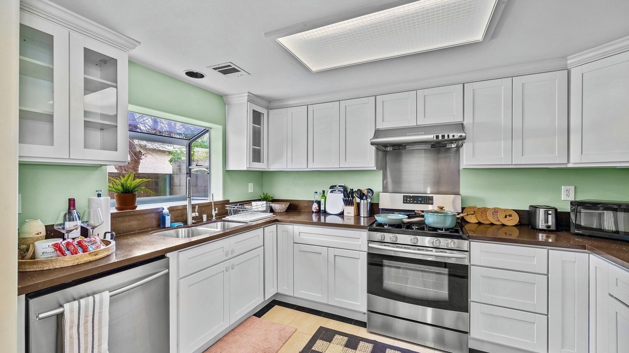 Photo of Kitchen in Lamanda Park