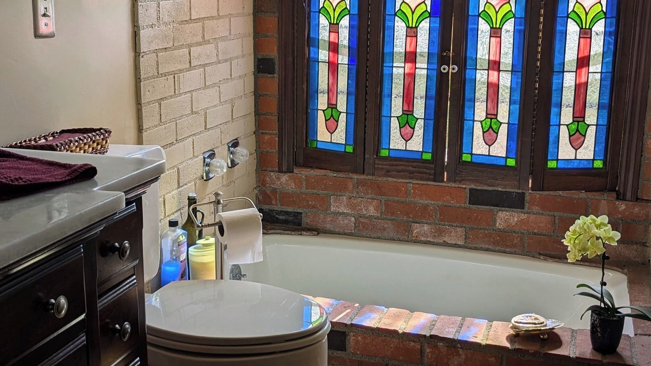 Photo of Bathroom in Fillmore