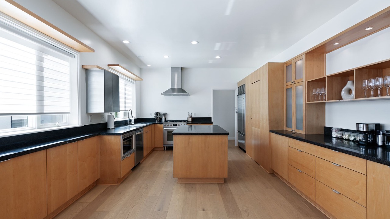Photo of Kitchen in Mid-Wilshire