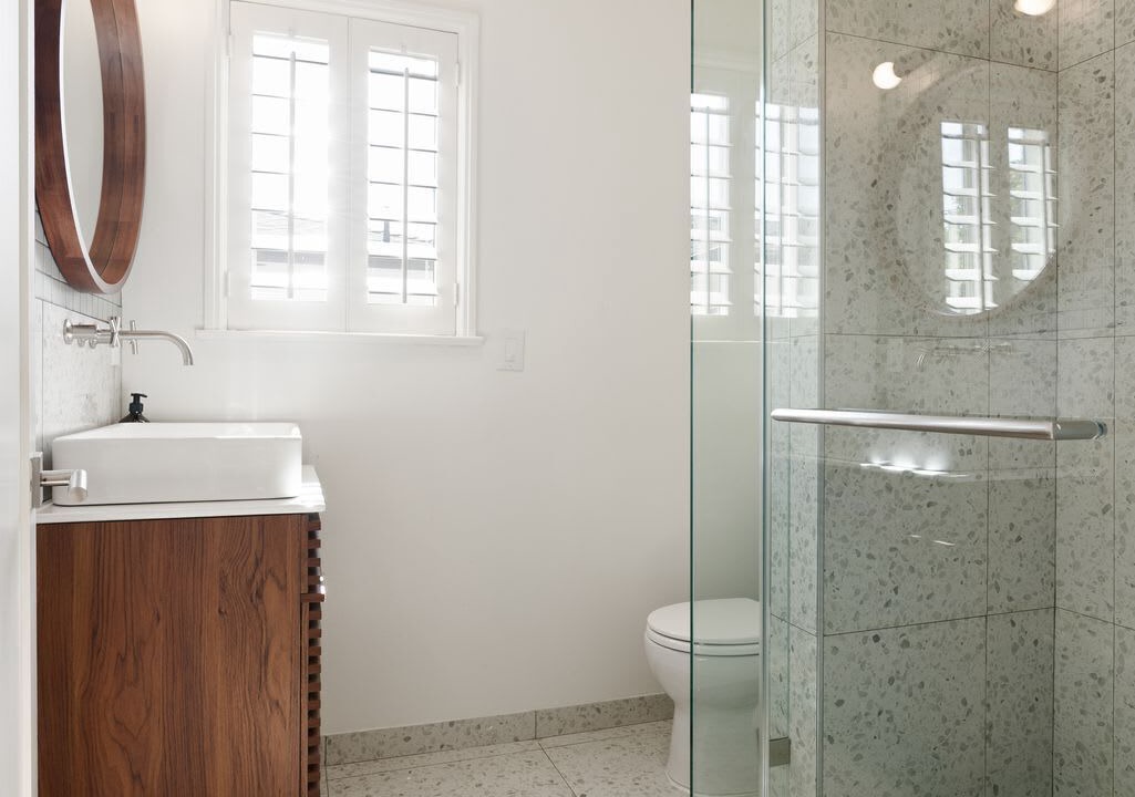 Photo of Bathroom in Mid-Wilshire