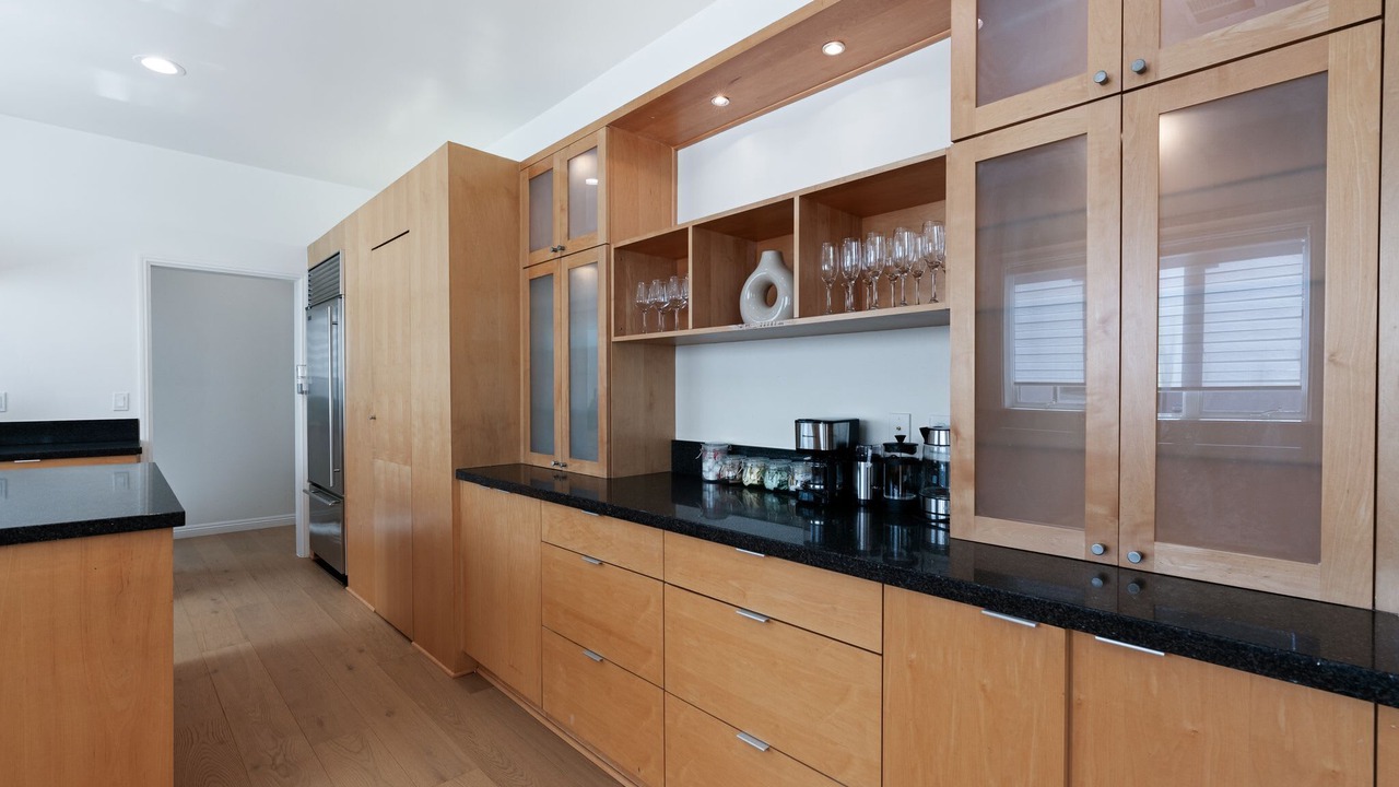 Photo of Kitchen in Mid-Wilshire