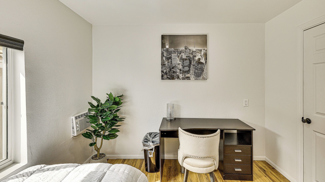 Photo of Bedroom in Rancho Cucamonga