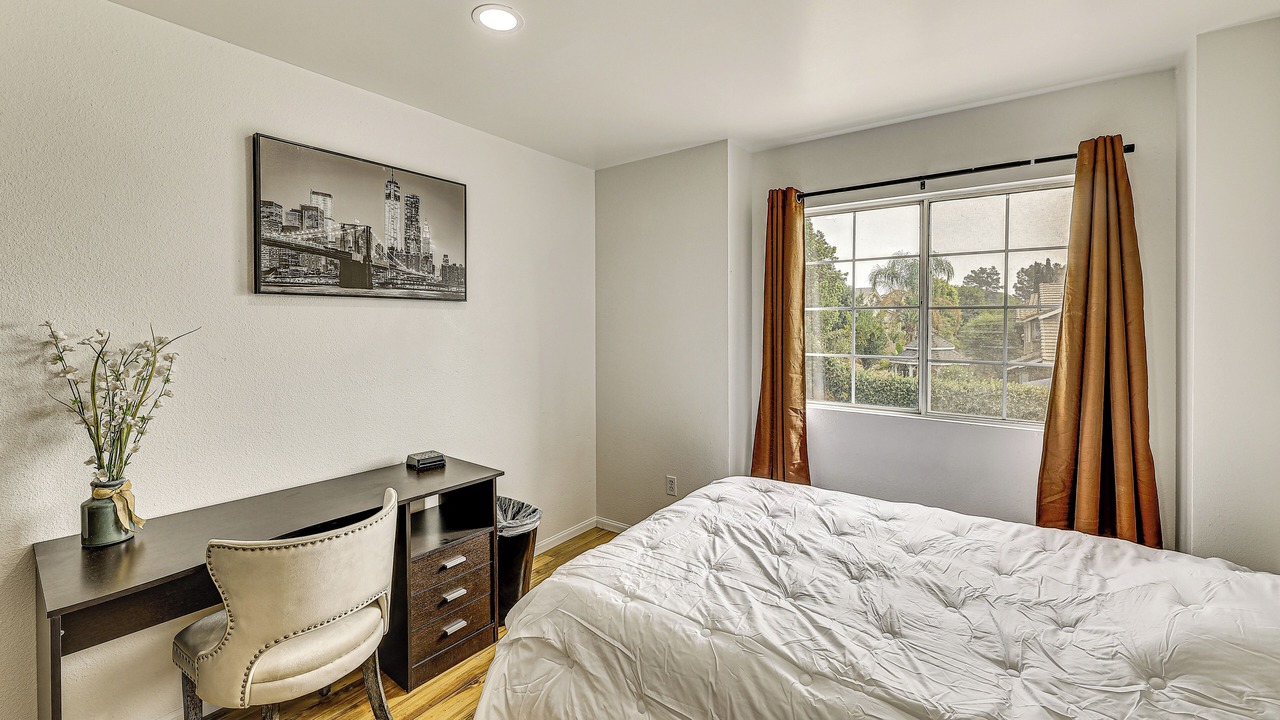 Photo of Bedroom in Rancho Cucamonga