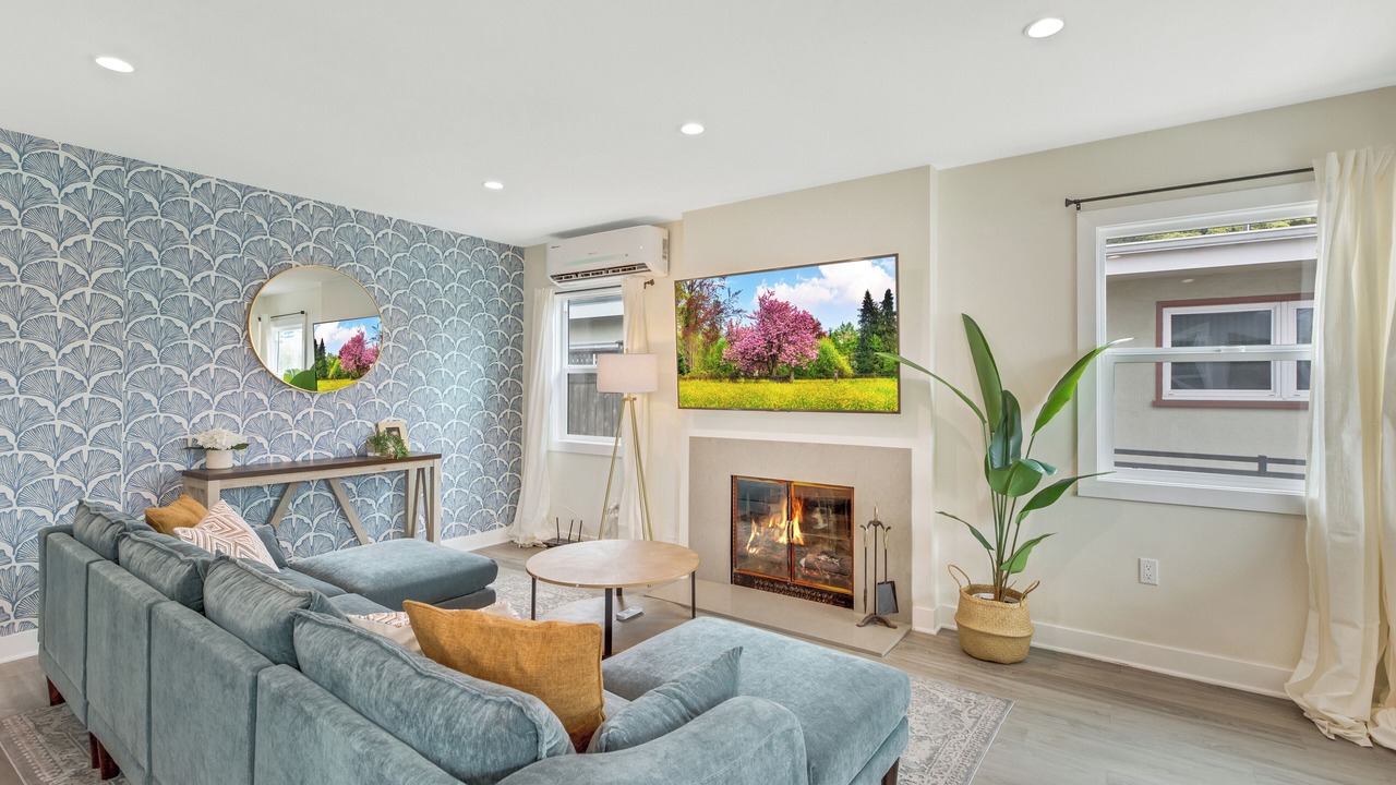 Photo of Livingroom in Seal Beach