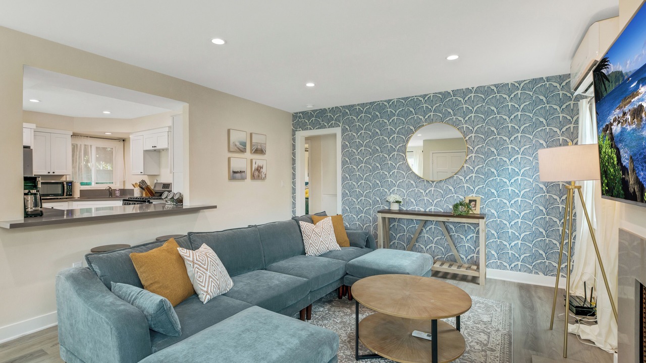 Photo of Livingroom in Seal Beach