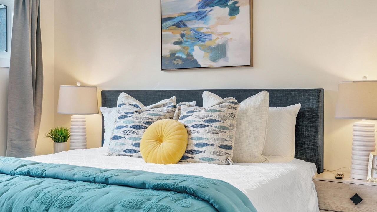 Photo of Bedroom in Seal Beach