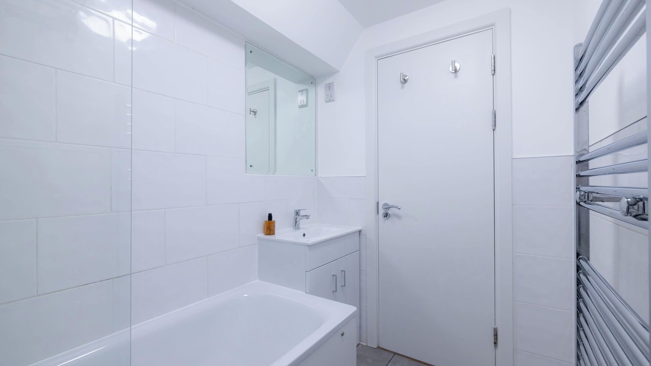 Photo of Bathroom in Vincent Square