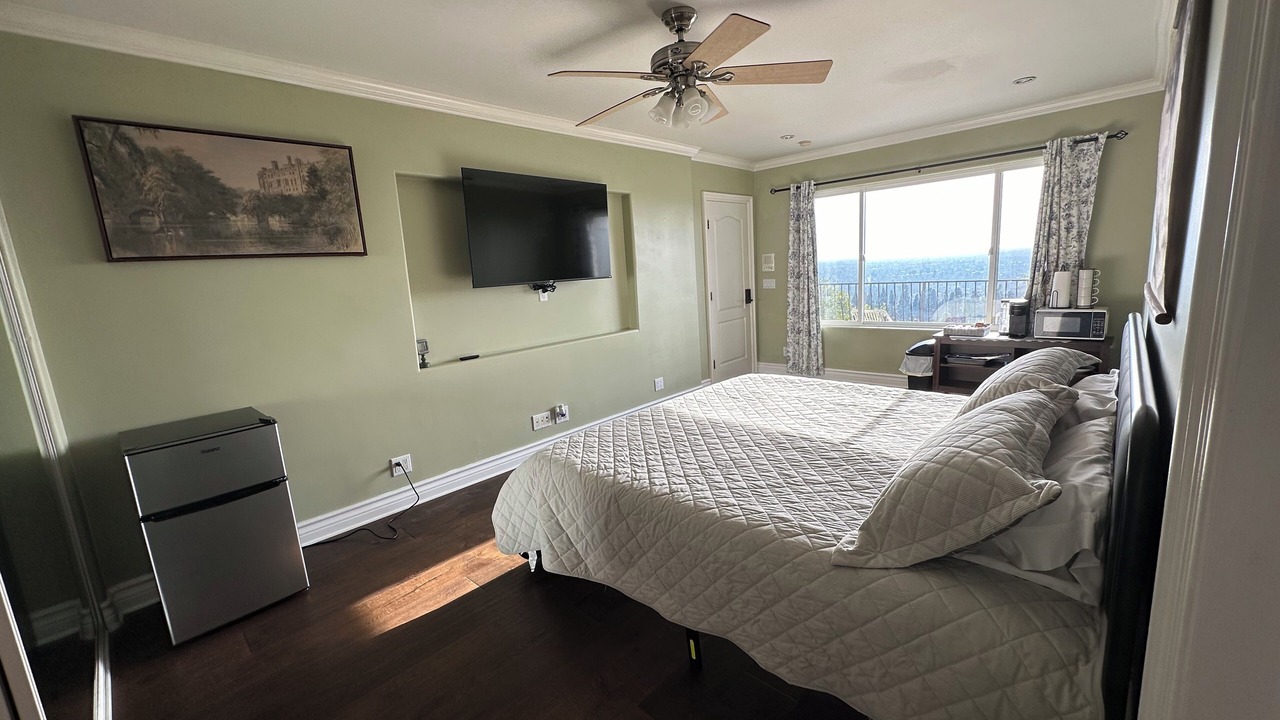 Photo of Bedroom in Whittier