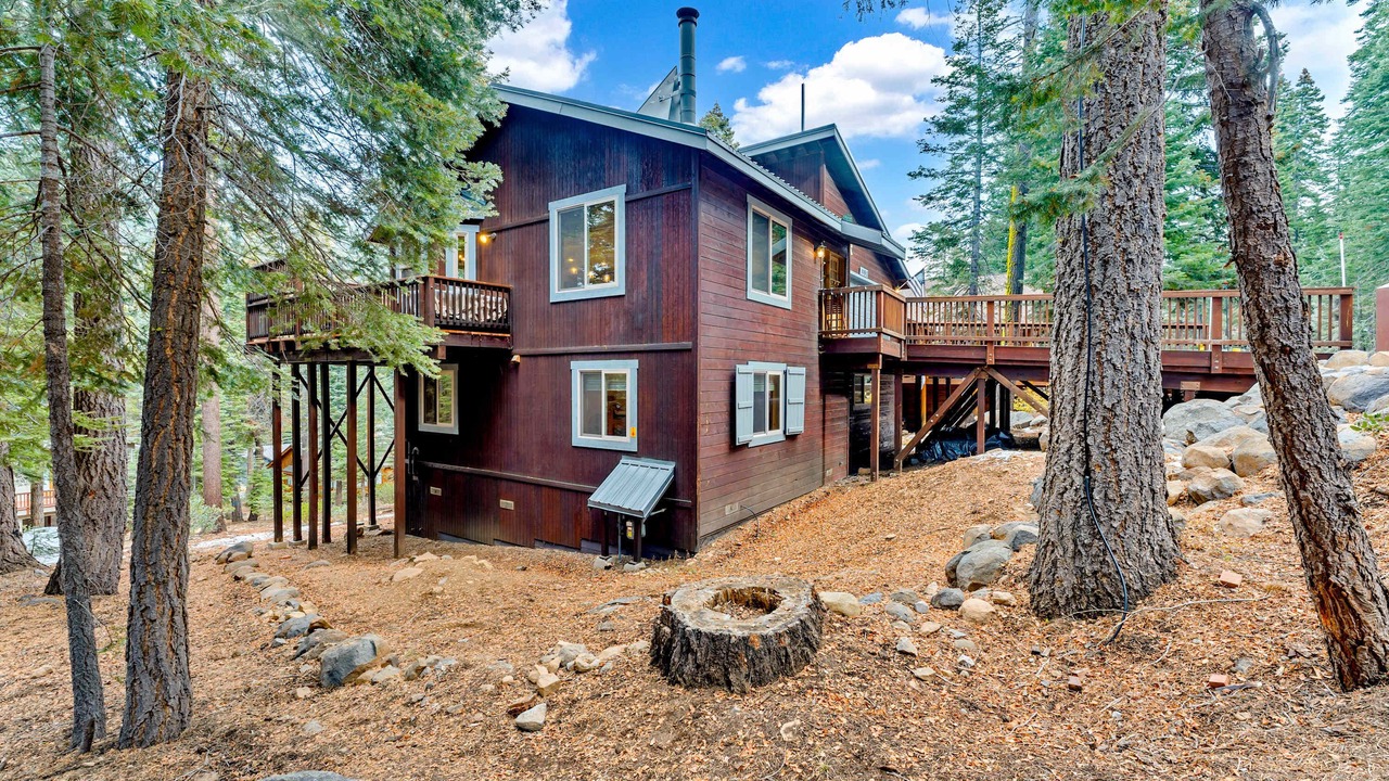 Photo of Outdoor in Kingswood Estates