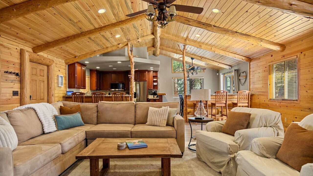 Photo of Bedroom in Eagle Mountain Estates