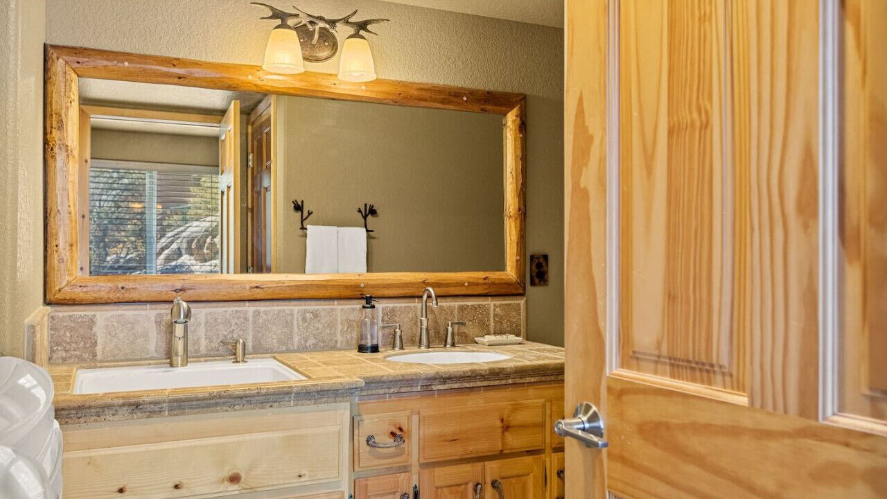Photo of Bathroom in Eagle Mountain Estates