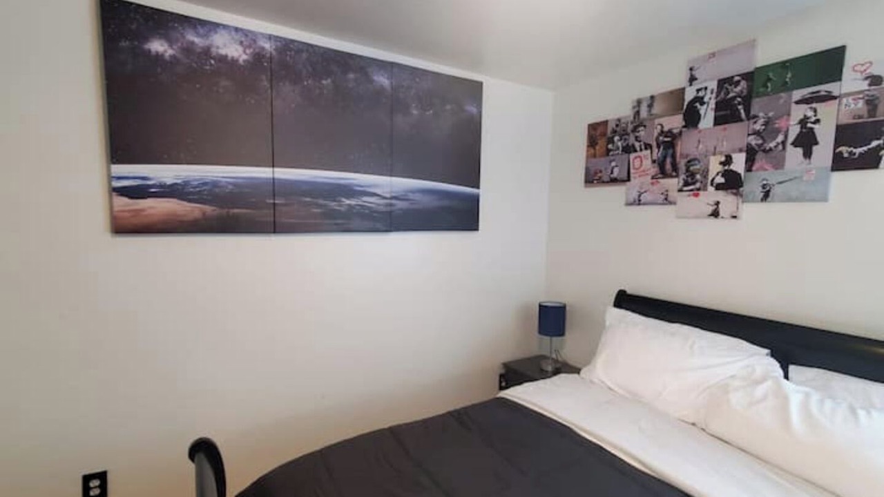 Photo of Bedroom in Hollywood