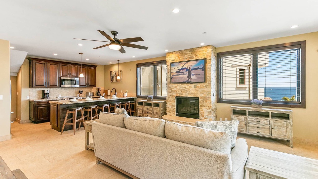 Photo of Livingroom in Cortez Hill