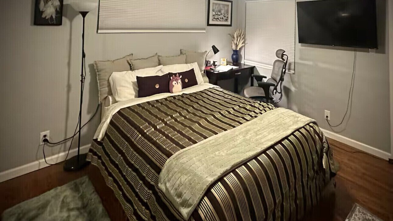 Photo of Bedroom in Midway