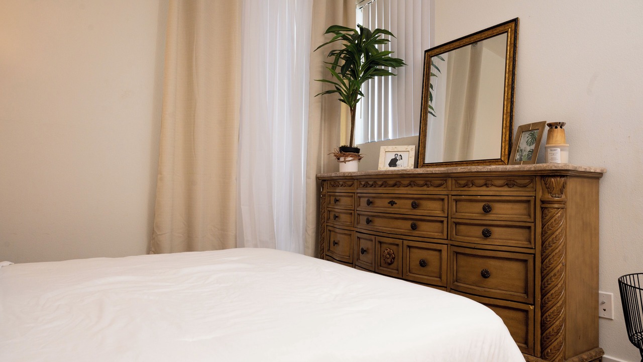 Photo of Bedroom in Downtown