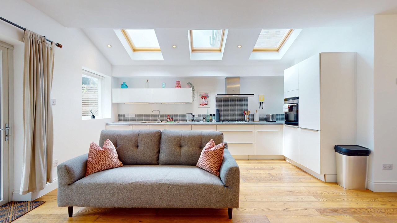 Photo of Livingroom in Kilburn
