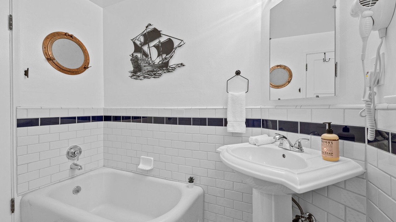 Photo of Bathroom in Glenwood