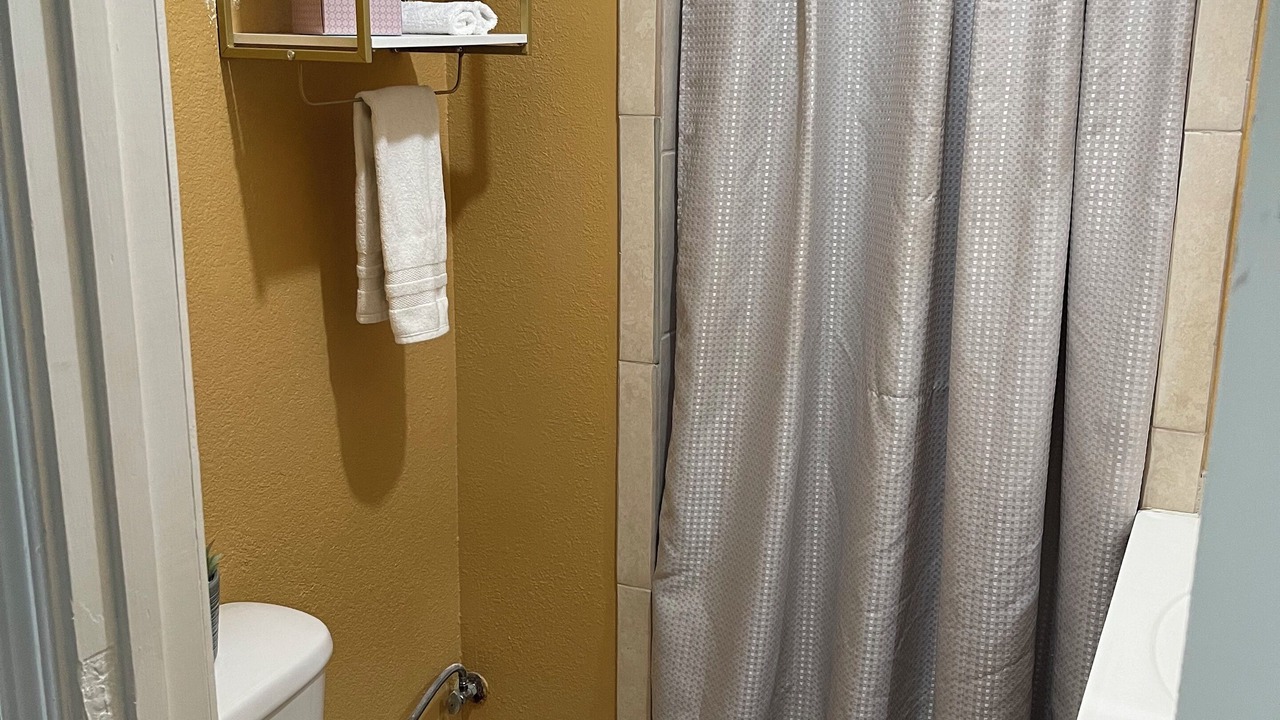 Photo of Bathroom in Willow Glen
