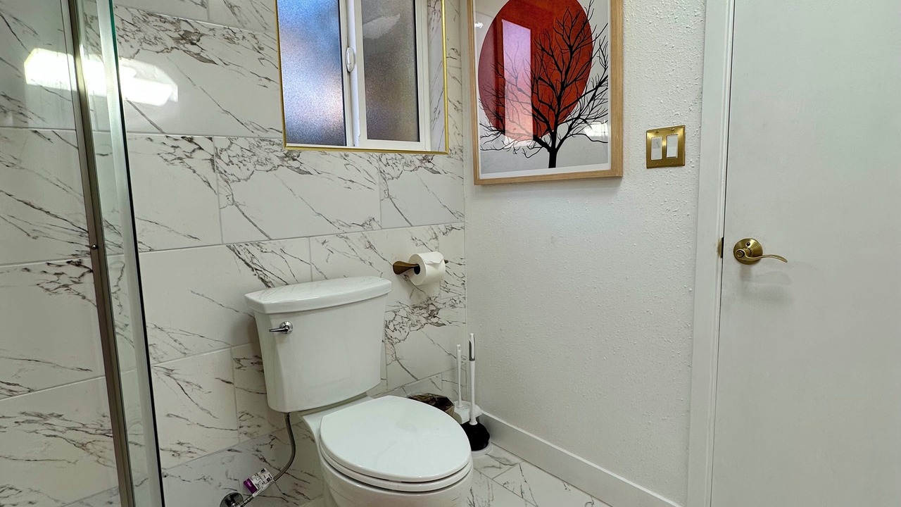 Photo of Bathroom in Gardena