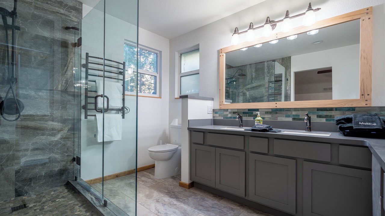 Photo of Bathroom in Forest Falls