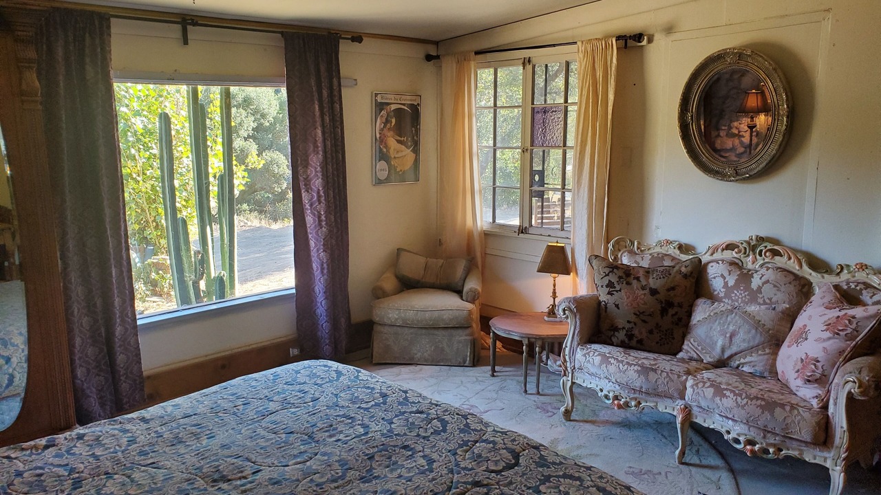 Photo of Bedroom in Topanga
