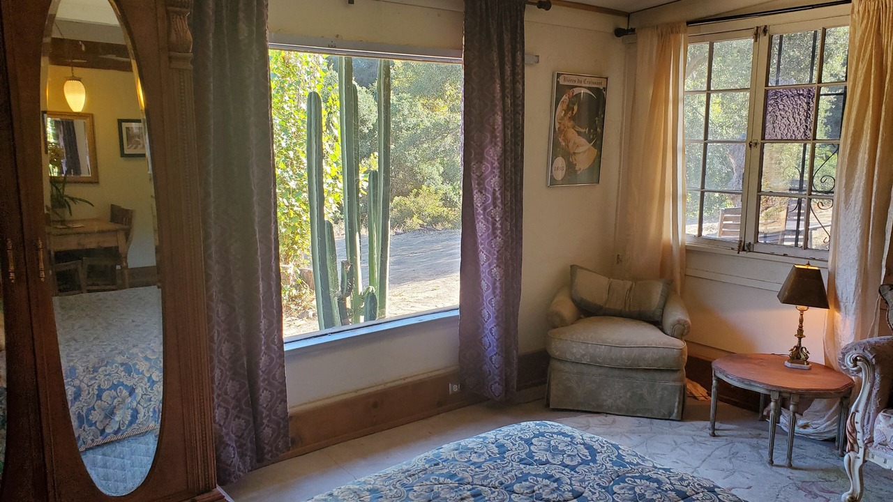 Photo of Bedroom in Topanga
