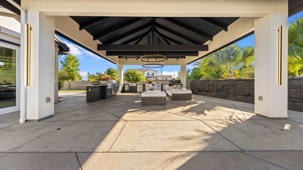 Photo of Patio Balcony in Riverside