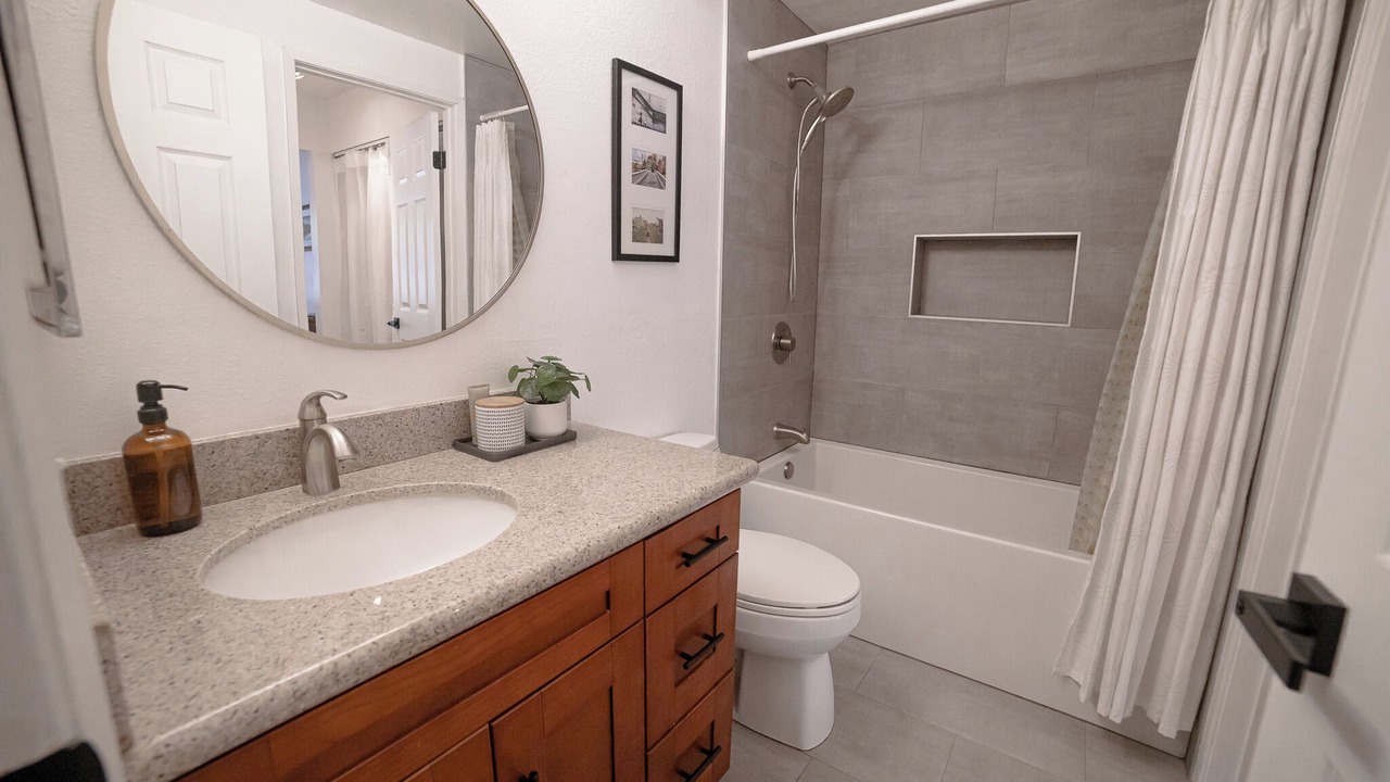 Photo of Bathroom in Calabasas