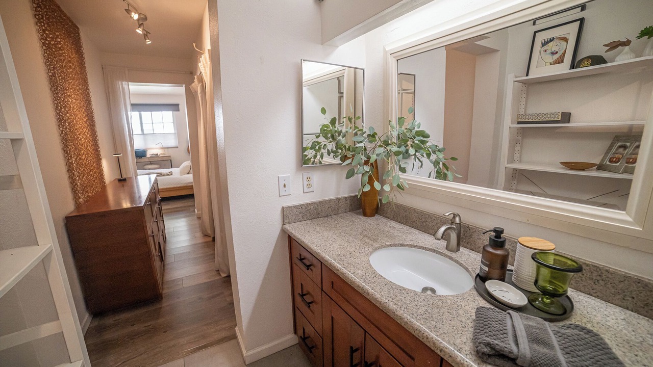 Photo of Bathroom in Calabasas