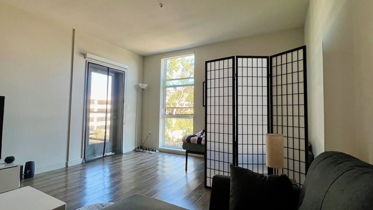 Photo of Livingroom in Westlake South
