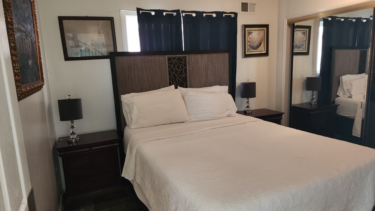 Photo of Bedroom in Santa Ana Heights