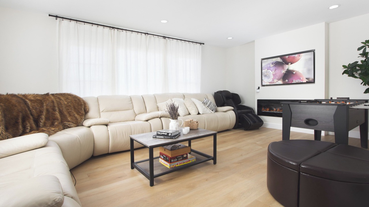 Photo of Livingroom in Tustin