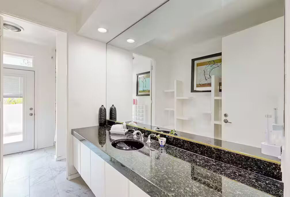 Photo of Bathroom in Malibu