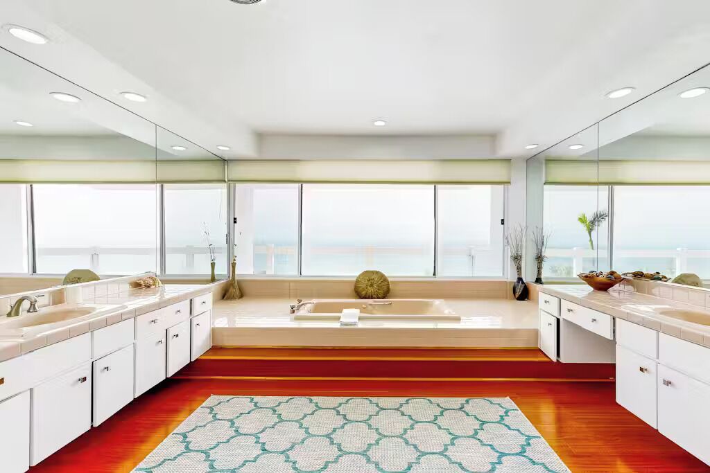 Photo of Bathroom in Malibu