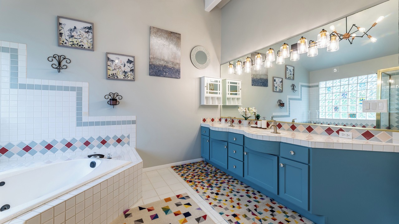 Photo of Bathroom in North Redondo