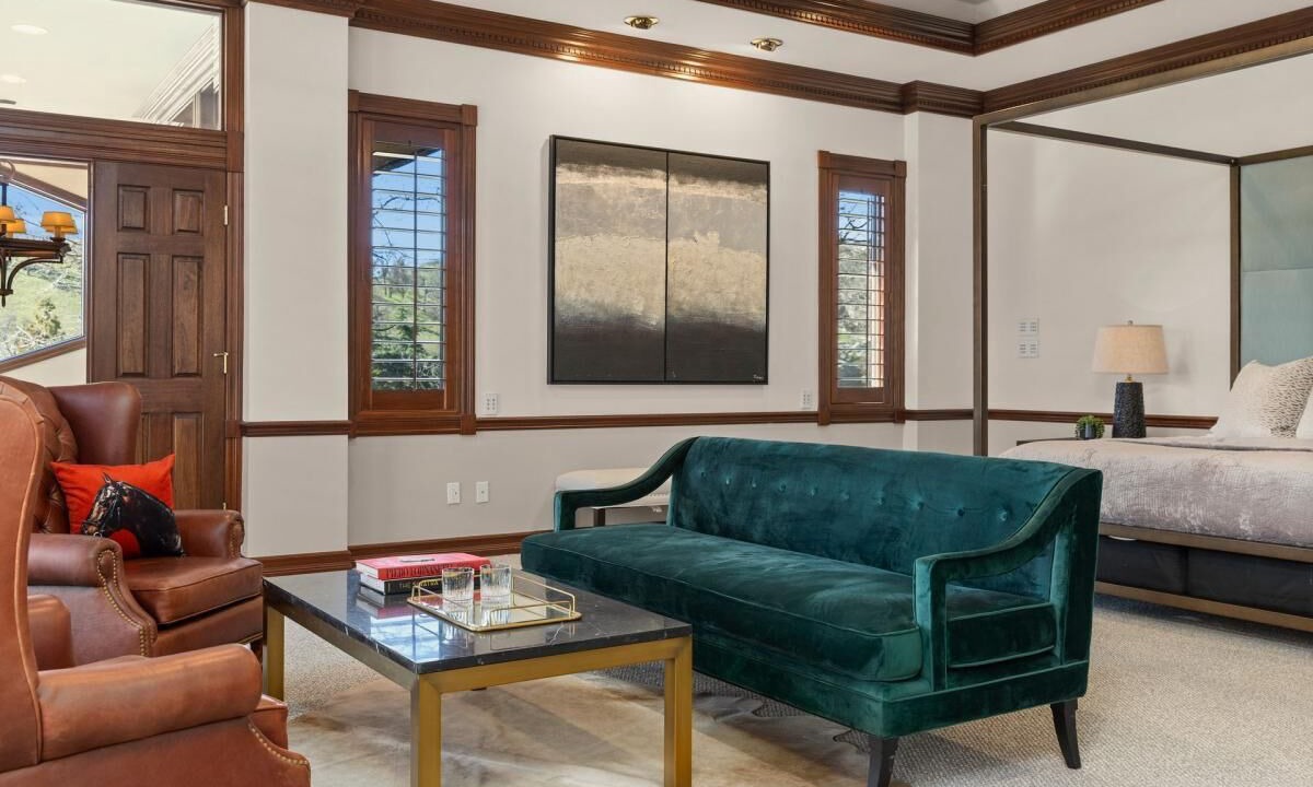 Photo of Livingroom in Stallion Springs