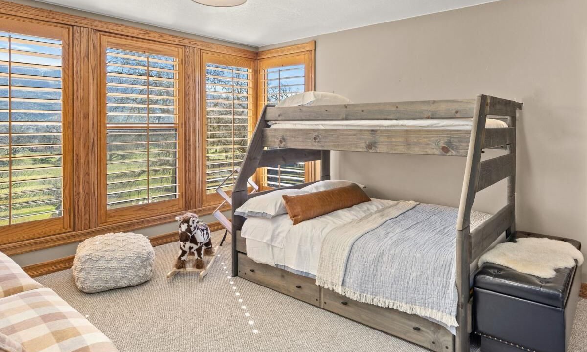 Photo of Bedroom in Stallion Springs