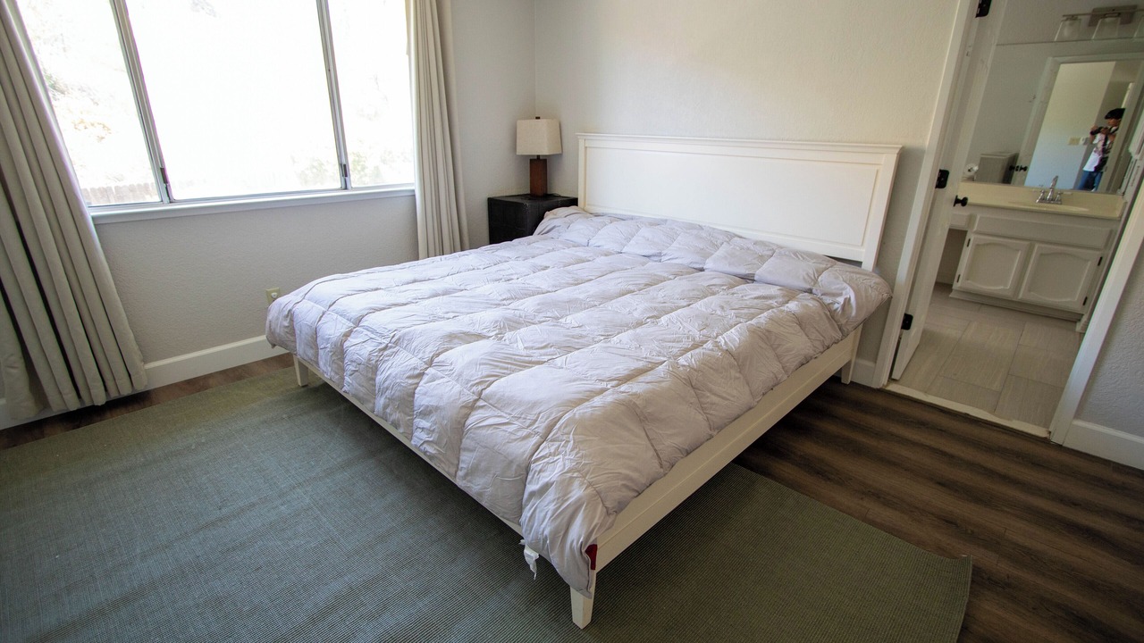 Photo of Bedroom in Nut Tree