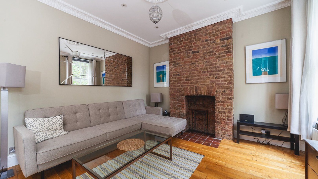 Photo of Livingroom in Ravenscourt Park