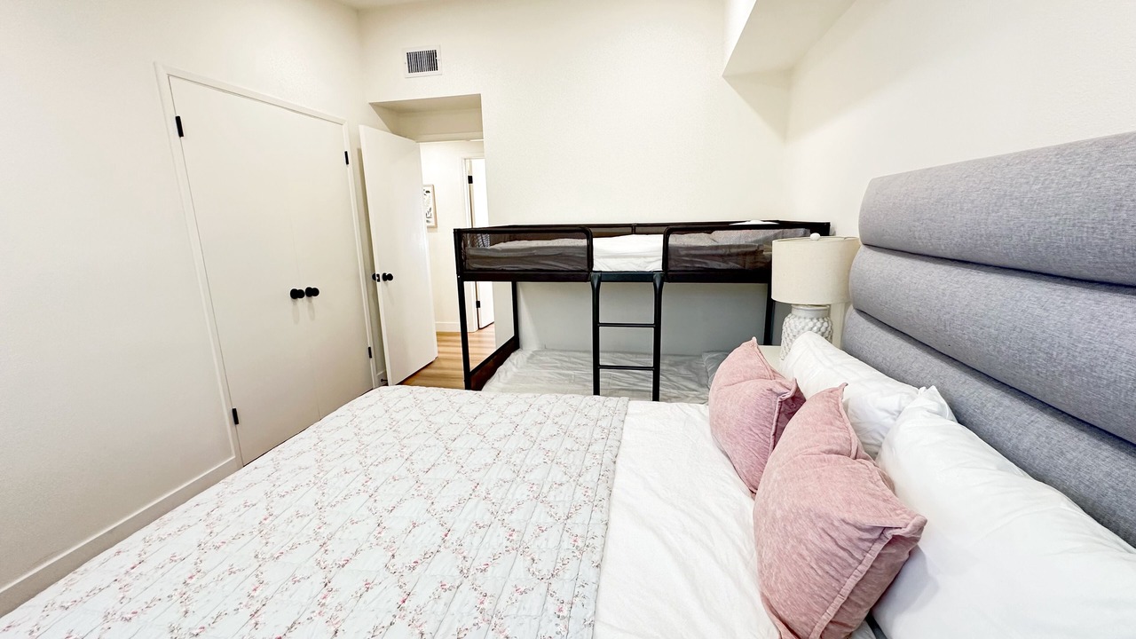 Photo of Bedroom in Covina