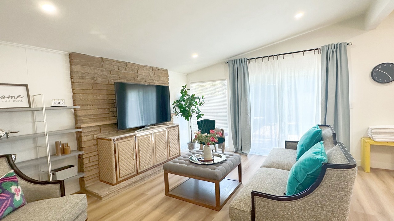 Photo of Livingroom in Covina
